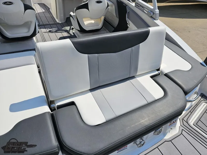 Slide: The Image of Chaparral 21 SSi 2022 - 50