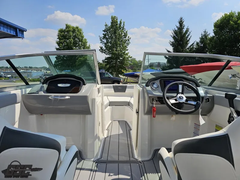 Slide: The Image of Chaparral 21 SSi 2022 - 55