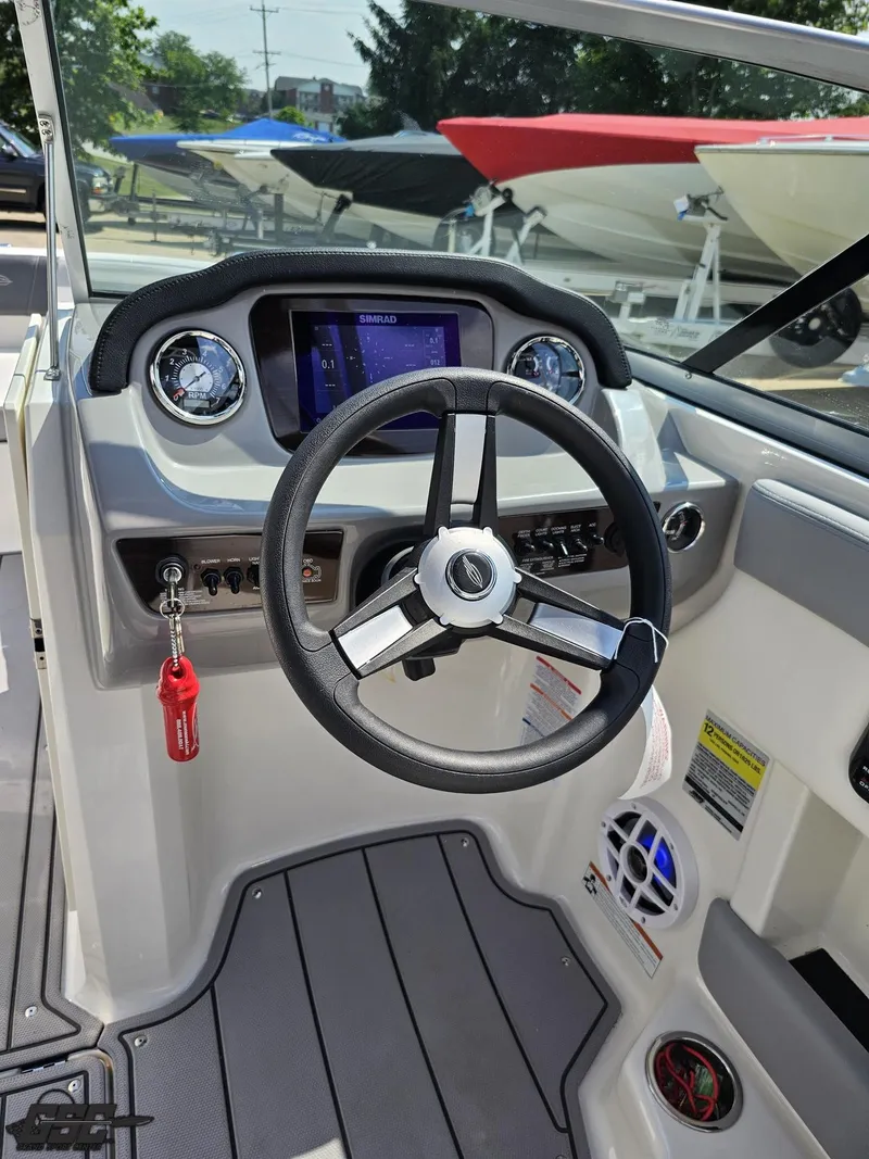 Slide: The Image of Chaparral 21 SSi 2022 - 61