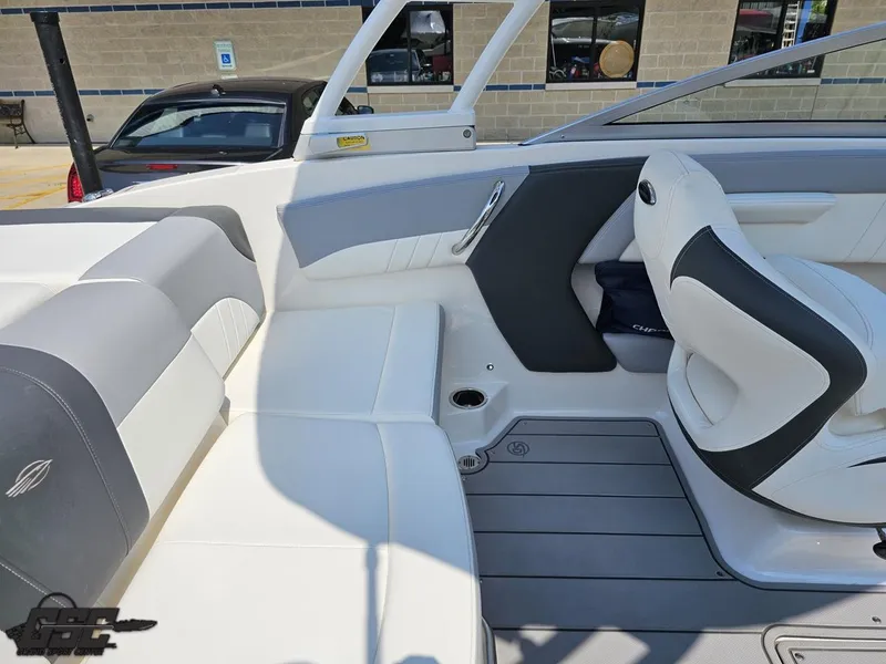 Slide: The Image of Chaparral 21 SSi 2022 - 62