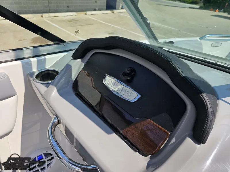 Slide: The Image of Chaparral 21 SSi 2022 - 65