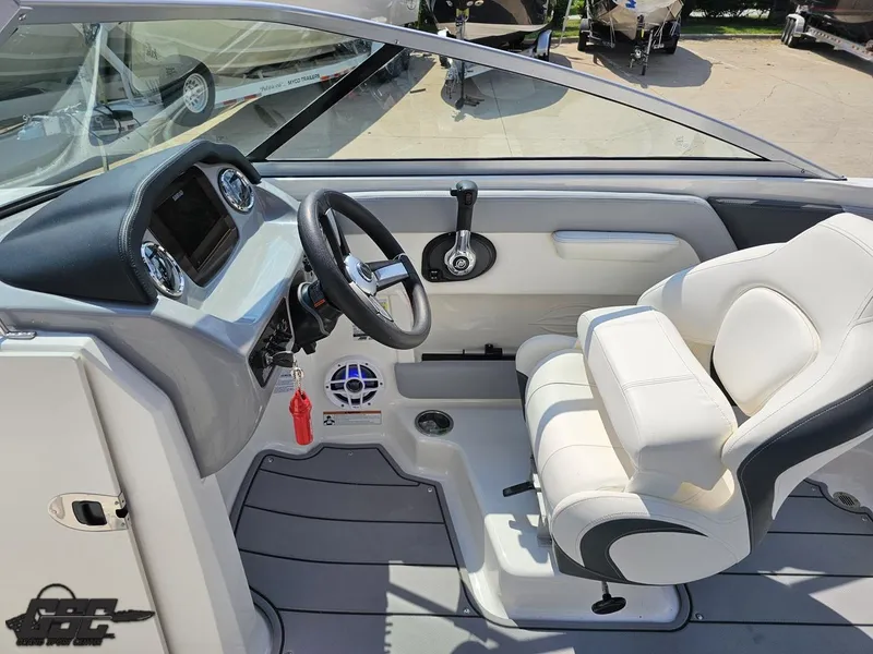 Slide: The Image of Chaparral 21 SSi 2022 - 70