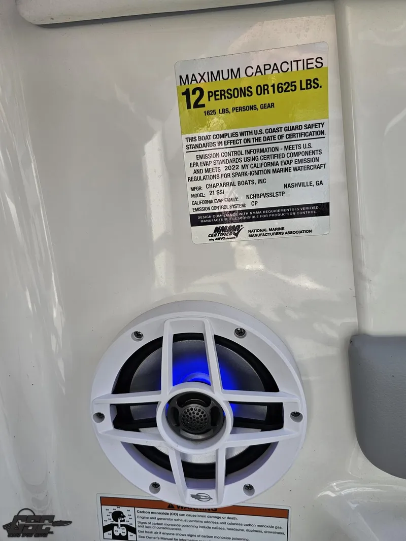 Slide: The Image of Chaparral 21 SSi 2022 - 77