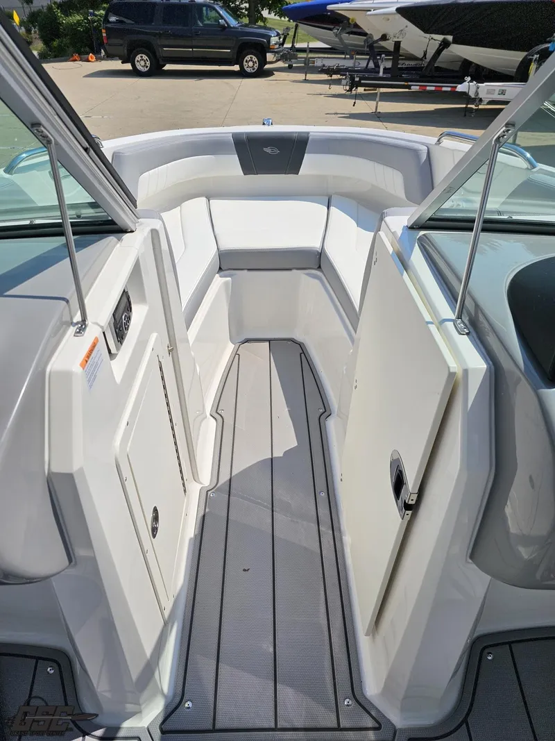 Slide: The Image of Chaparral 21 SSi 2022 - 78