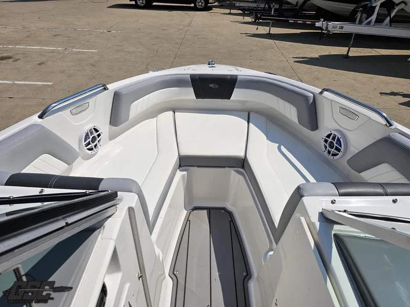 Slide: The Image of Chaparral 21 SSi 2022 - 84