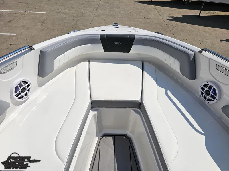 Slide: The Image of Chaparral 21 SSi 2022 - 86