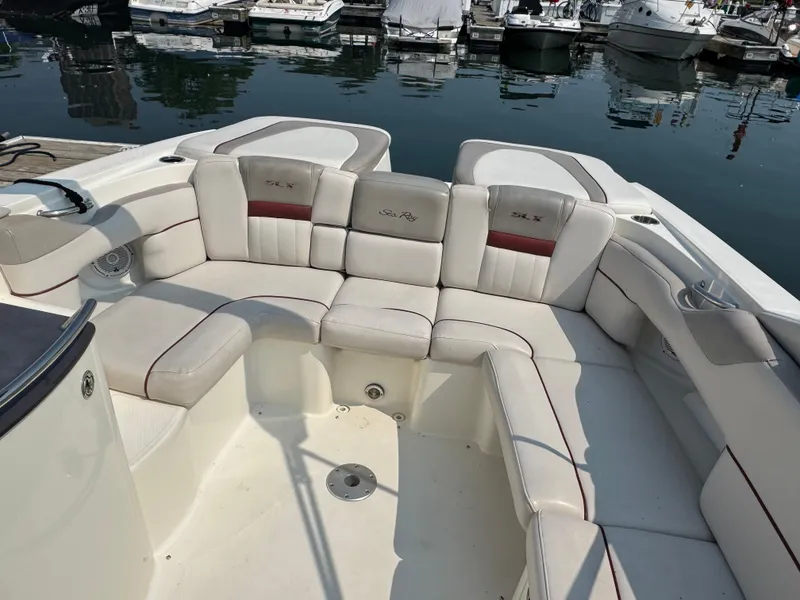 Slide: The Image of Sea Ray 270 SLX 2005 - 10