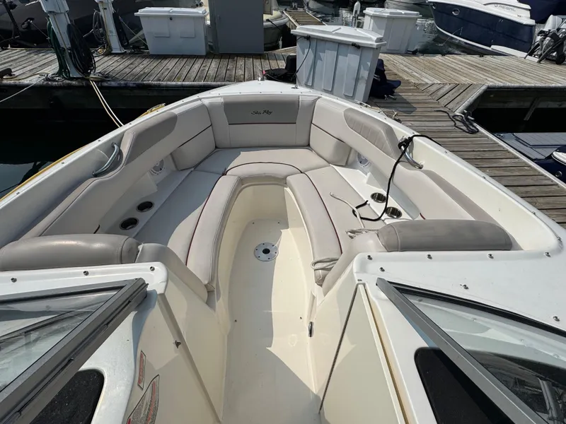 Slide: The Image of Sea Ray 270 SLX 2005 - 13