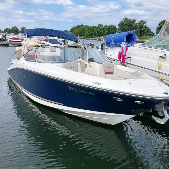 Slide: The Image of Sea Ray 270 SLX 2005 - 20