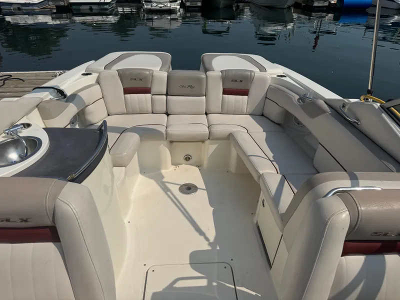 Slide: The Image of Sea Ray 270 SLX 2005 - 4