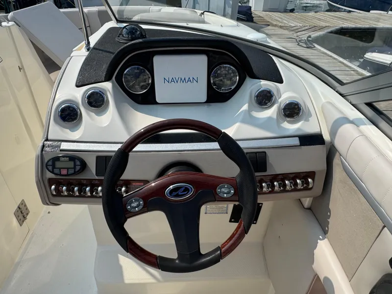 Slide: The Image of Sea Ray 270 SLX 2005 - 7