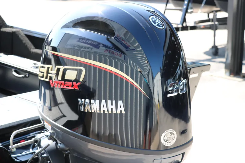 Slide: The Image of Yamaha SHO VMAX 90 engine on 2025 Smoker Craft Excursion 166 SC boat. - 8