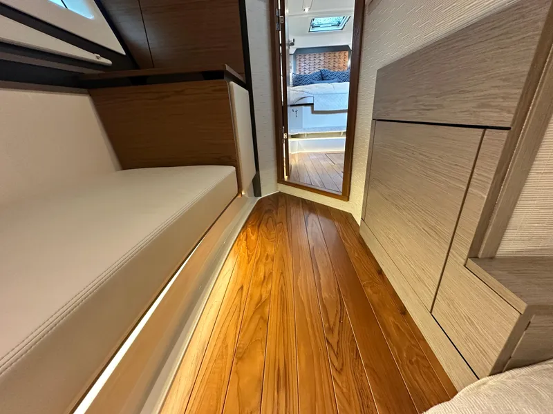 Slide: The Image of Tiara 43 LE 2023 - 55