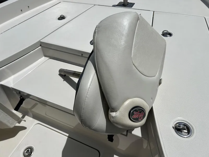 Slide: The Image of 2015 Ranger 2510 Bay boat seat and deck detail in sunlight. - 23