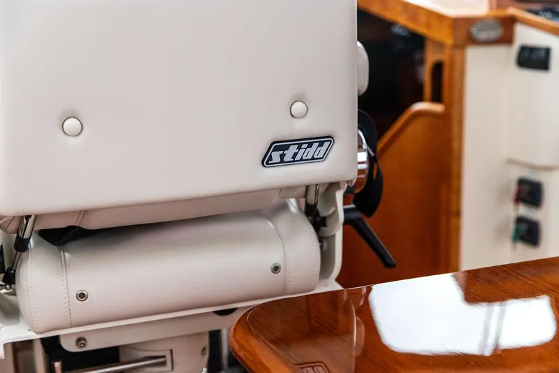 Slide: The Image of Hinckley Yachts Talaria 44 MY 2007 - 105