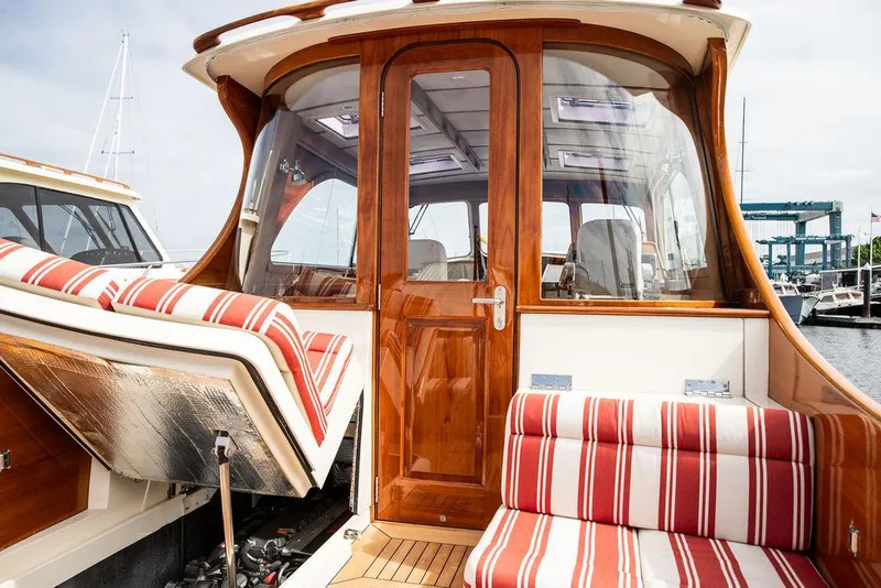 Slide: The Image of Hinckley Yachts Talaria 44 MY 2007 - 121