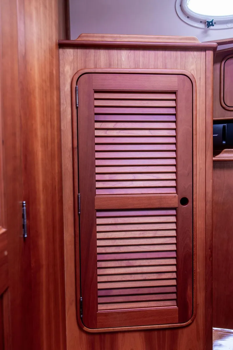 Slide: The Image of Hinckley Yachts Talaria 44 MY 2007 - 53