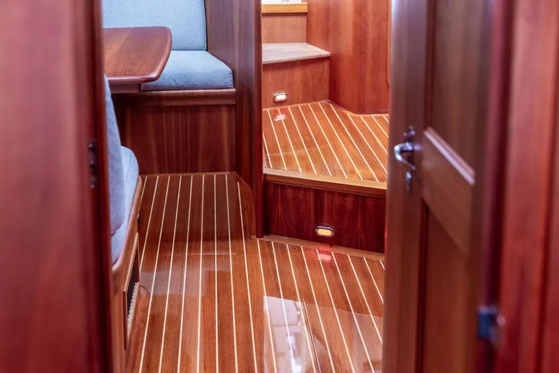 Slide: The Image of Hinckley Yachts Talaria 44 MY 2007 - 55