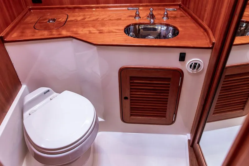 Slide: The Image of Hinckley Yachts Talaria 44 MY 2007 - 58