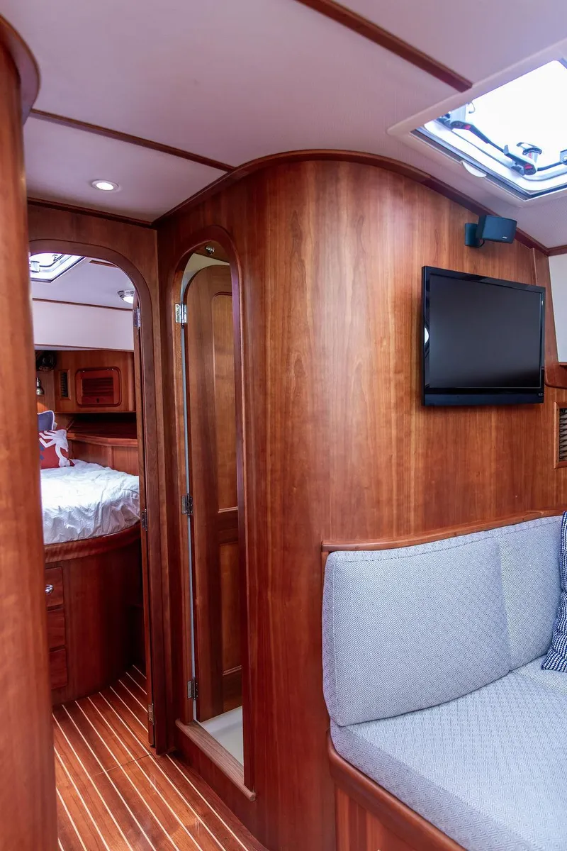 Slide: The Image of Hinckley Yachts Talaria 44 MY 2007 - 68