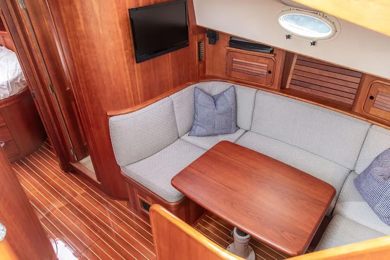 Slide: The Image of Hinckley Yachts Talaria 44 MY 2007 - 76