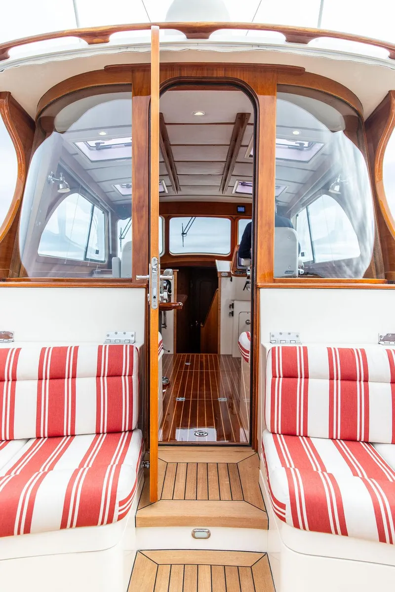 Slide: The Image of Hinckley Yachts Talaria 44 MY 2007 - 93