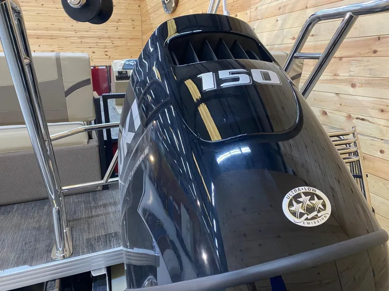 Slide: The Image of 2023 Crest Classic LX 220 SLRC boat engine with 150 horsepower, ultra-low emission sticker. - 3