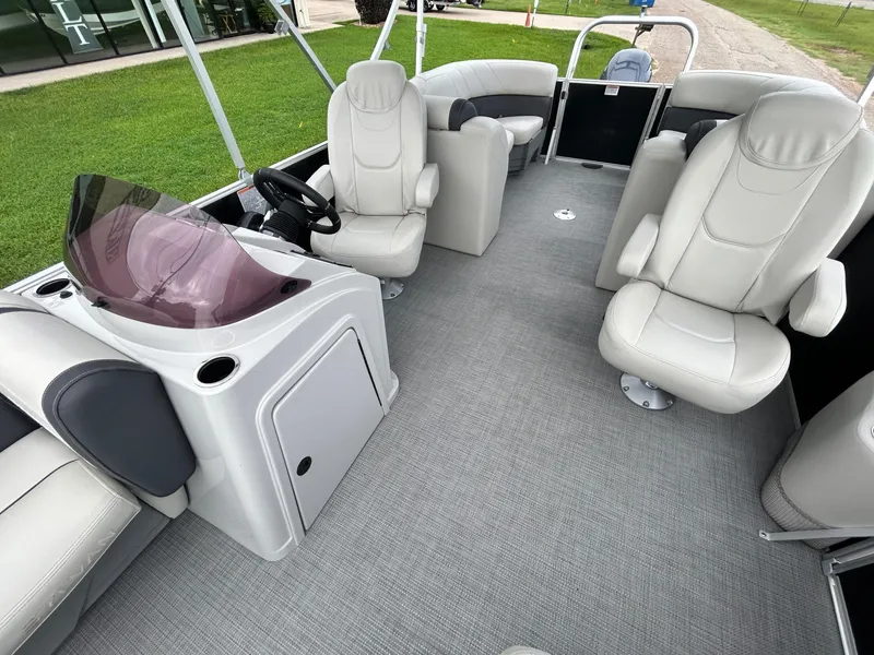 Slide: The Image of Sylvan 8522 Mirage LZ 2020 - 13