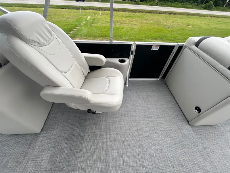 Slide: The Image of Sylvan 8522 Mirage LZ 2020 - 20