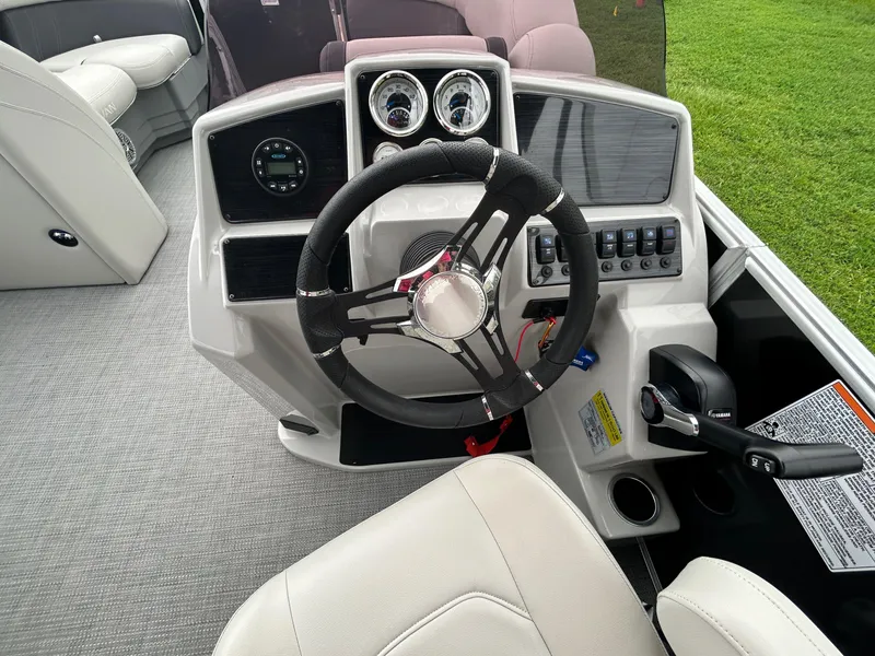 Slide: The Image of Sylvan 8522 Mirage LZ 2020 - 22