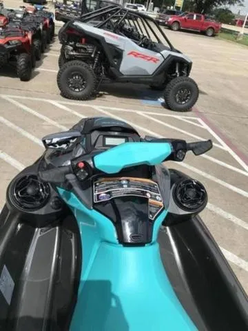 Slide: The Image of Sea-Doo GTR™ 230 BRP Premium Audio, iBR 2025 - 13