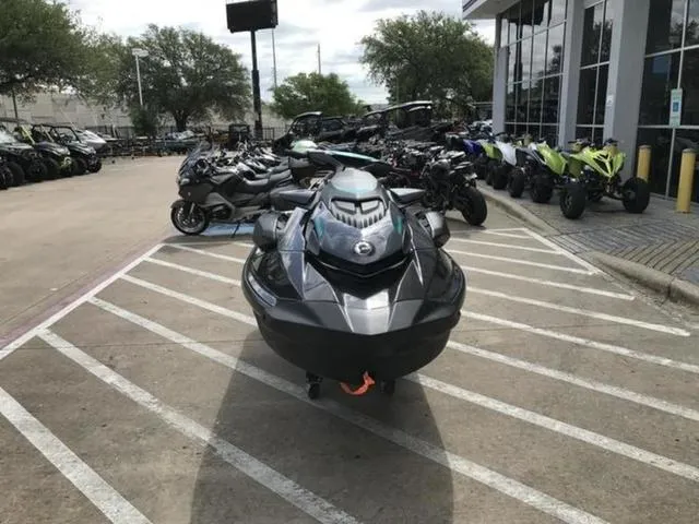 Slide: The Image of Sea-Doo GTR™ 230 BRP Premium Audio, iBR 2025 - 3