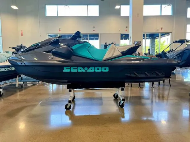 Slide: The Image of Sea-Doo GTR™ 230 BRP Premium Audio, iBR 2025 - 3