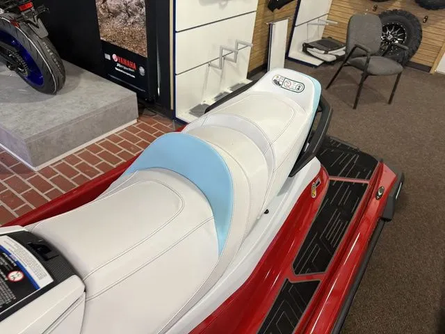 Slide: The Image of Yamaha VX Limited 2025 - 11