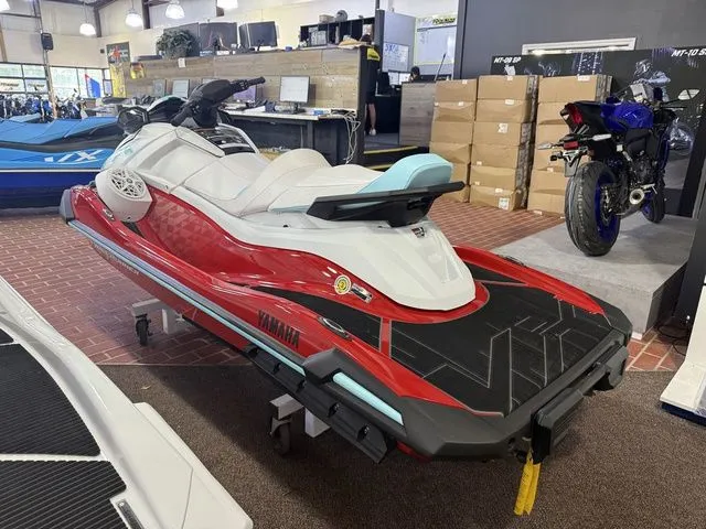 Slide: The Image of Yamaha VX Limited 2025 - 6