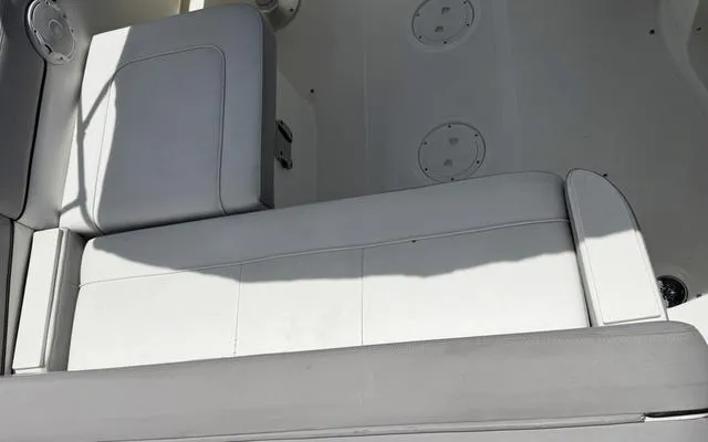 Slide: The Image of Sea Ray 240 Sundeck 2011 - 17