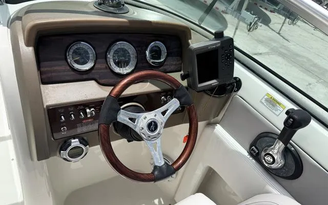 Slide: The Image of Sea Ray 240 Sundeck 2011 - 22