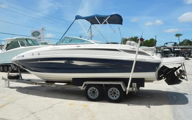 Slide: The Image of Sea Ray 240 Sundeck 2011 - 4