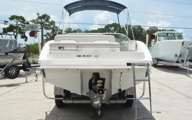 Slide: The Image of Sea Ray 240 Sundeck 2011 - 6