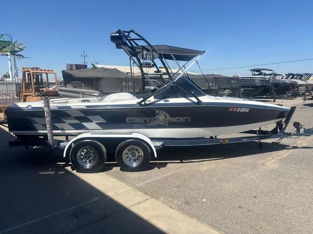 Slide: The Image of Centurion Bowrider 2003 - 4