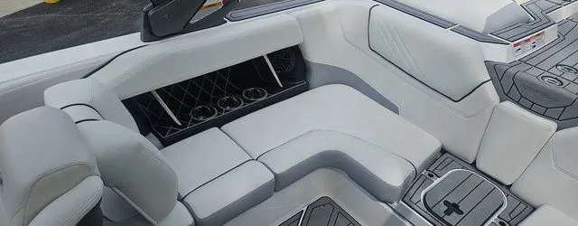 Slide: The Image of Nautique Super Air Nautique GS22 2021 - 11