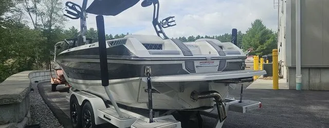 Slide: The Image of Nautique Super Air Nautique GS22 2021 - 4