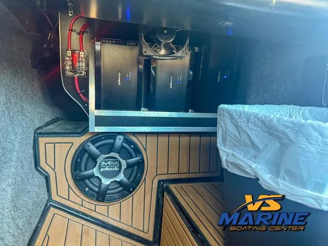 Slide: The Image of Nautique G23 2013 - 17