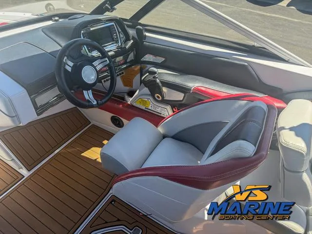 Slide: The Image of Nautique G23 2013 - 23