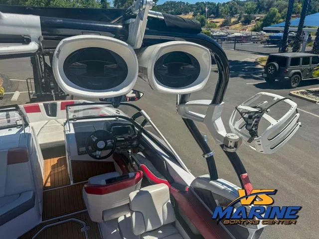 Slide: The Image of Nautique G23 2013 - 27