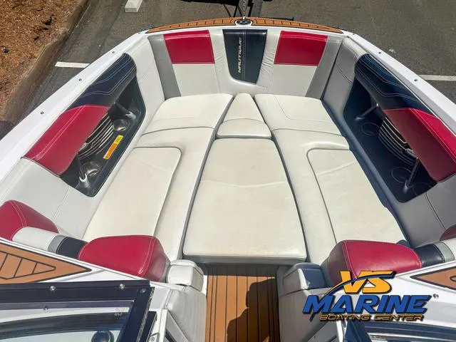 Slide: The Image of Nautique G23 2013 - 28