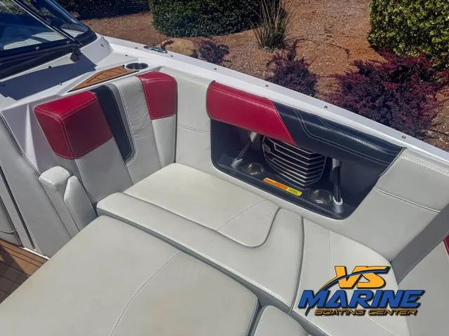 Slide: The Image of Nautique G23 2013 - 29