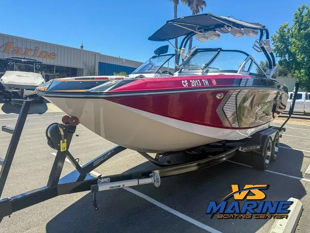 Slide: The Image of Nautique G23 2013 - 4