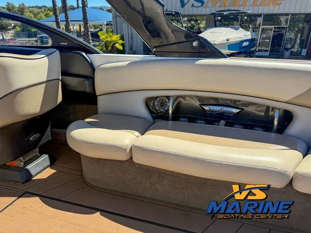 Slide: The Image of Malibu Wakesetter Lsv 247 2008 - 16