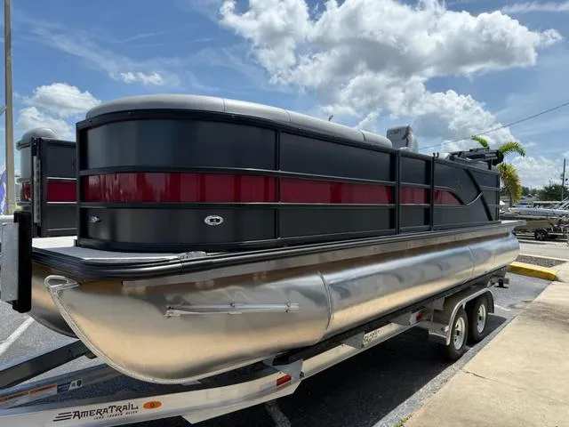 Slide: The Image of Bentley Pontoons Legacy 223 Navigator 2026 - 7